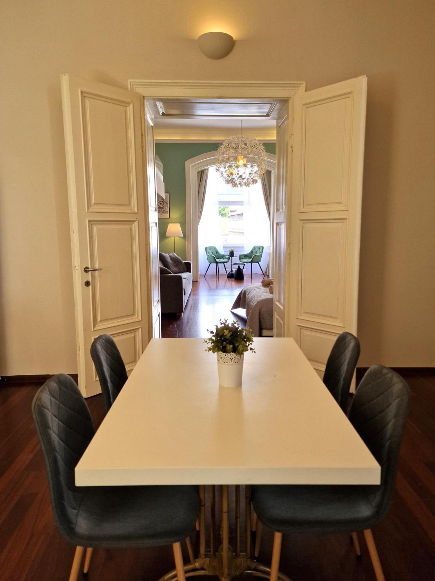 Apartment Exclusive View Cvjetni Trg Zagreb Bagian luar foto